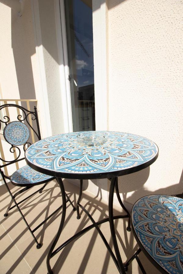 Single Room A503 Stayinn By Cosmopolis Stefanestii de Jos Exterior photo